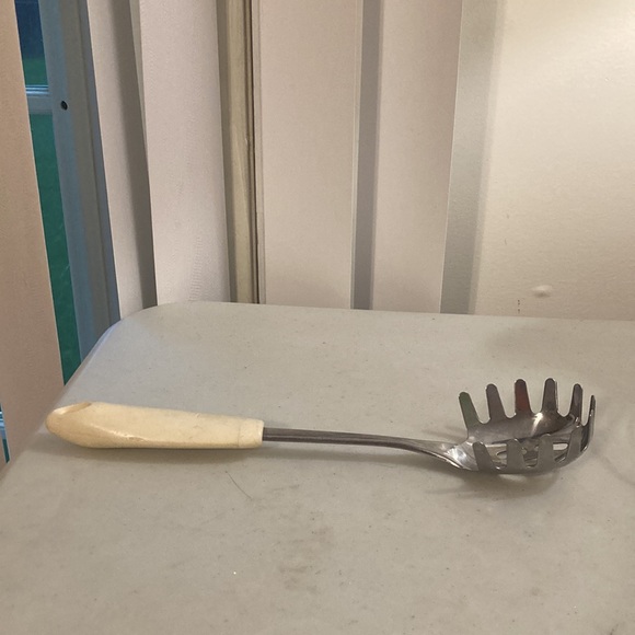 Pyrex Accessories Grabber Spoon - Picture 2 of 5